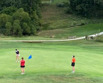 Skylar Funston (‘25) tees up her shot at the Sun Valley Game.
