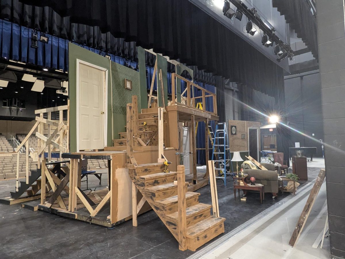 Tech Theater works hard to get the set done in time of opening night.