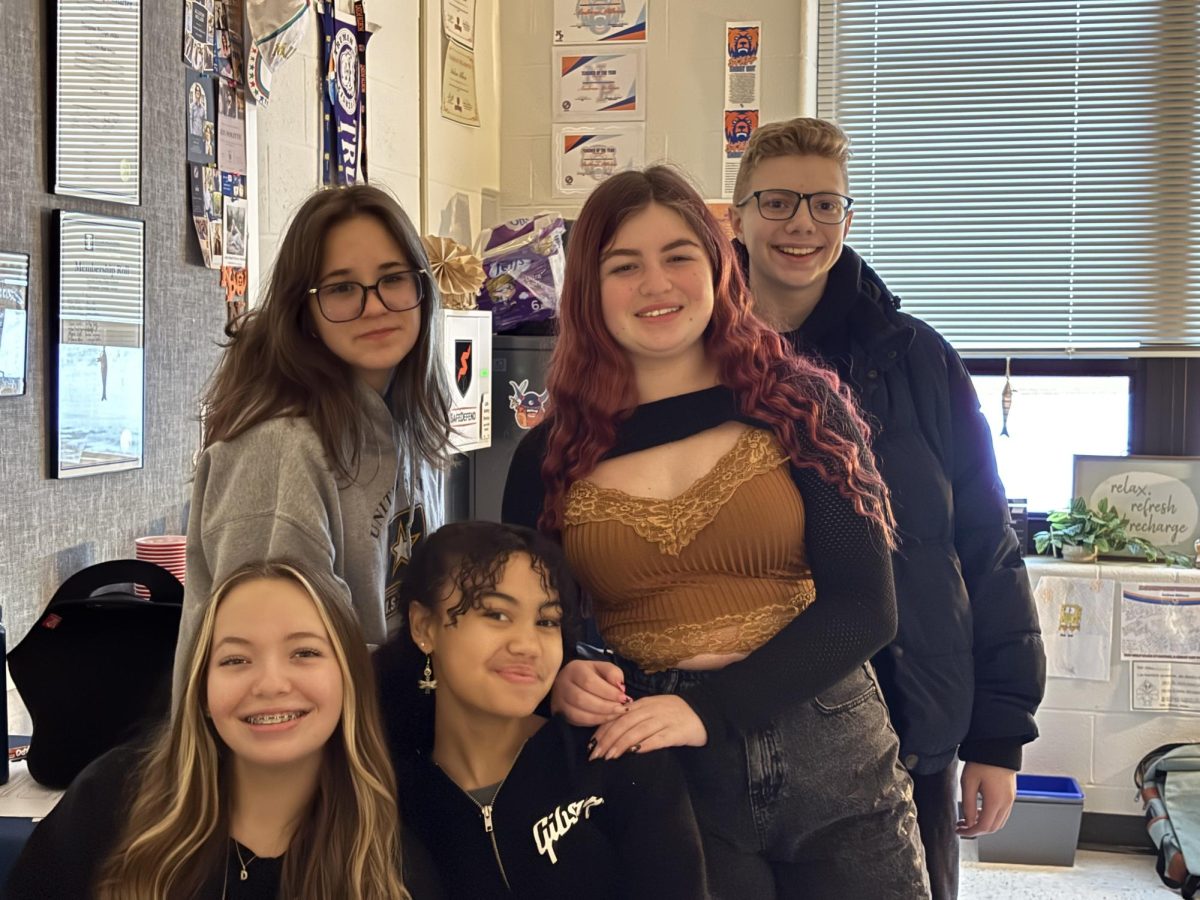 Suri Ghafoori ('28), Raegan Napoli ('28), Griffin Rowe ('29), Danika Klaus ('29) and Shaia Moore ('28) are all in the play "Pride and Prejudice".